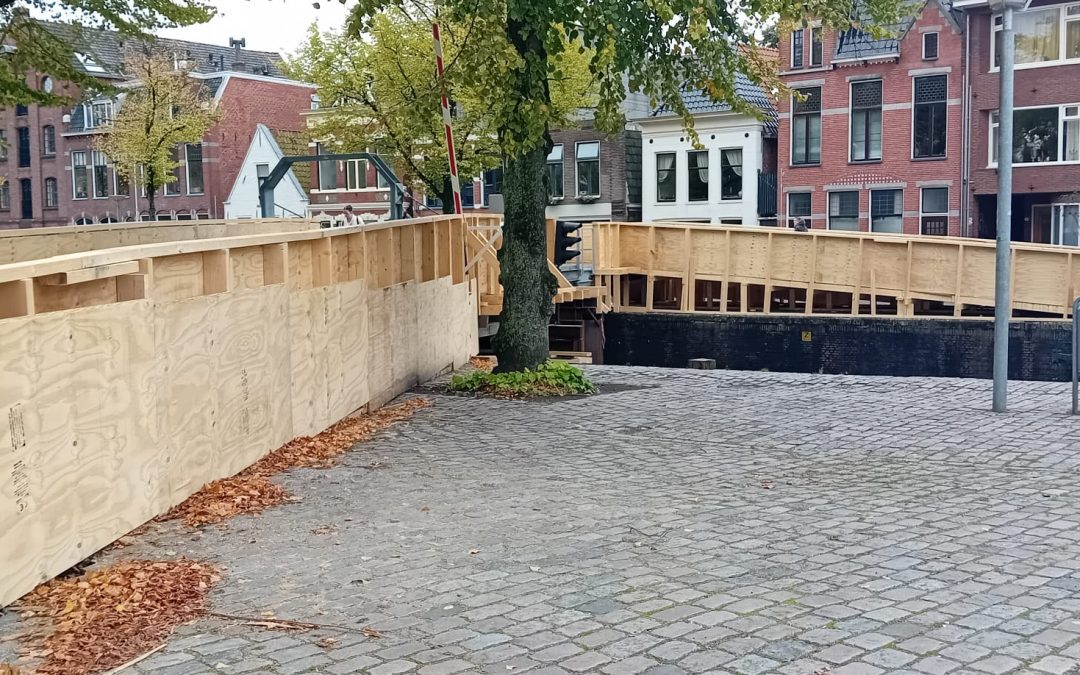 Nieuwe tijdelijke brug