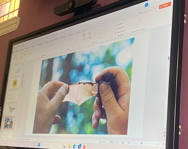 Klarissa Nienhuis van Vleermuizen werkgroep Groningen bij 5e Buurtinloop op 20.3.2026