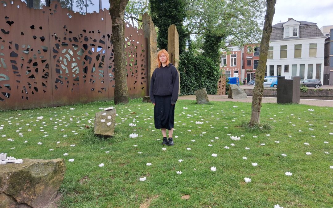 Julia Jóźwiak, visiual artist, ‘Digital (Physical) Garden