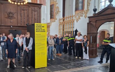 Expositie in de A-kerk: All cops are…